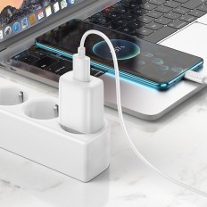 Сетевое зарядное устройство с выходом USB, 2.4А, белый, C134A Solid, с кабелем USB-Type-C;