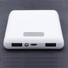 Аккумулятор внешний 8000mAh LS-3237 бело-голубой ОРБИТА выход: 1*USB-1000мА / 2*USB-2000mA