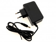 Блок питания AC/DC 220V/15V 1.2A (4,0*1,7) W150V012_G WELL Совместимость: Яндекс Станция Мини 2, Яндекс Станция Мини 2 с часами, для YNDX-00020 с часами, YNDX-00021 без часов, YNDX-00021G, YNDX-00021K, YNDX-00021R, YNDX-00021B