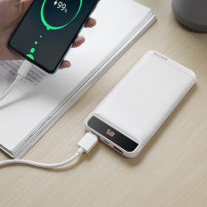 Аккумулятор внешний 10000mAh BT29 белый